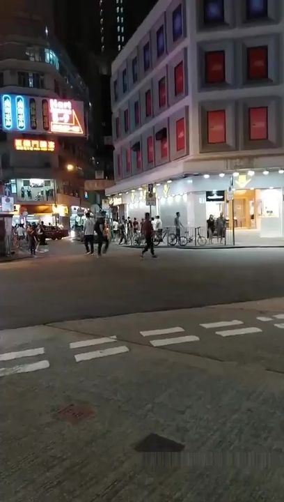 小马哥香港自由行红灯区扫楼直播体验一下楼凤的快餐服务对白清晰讲解