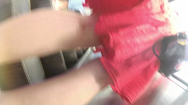 北京地铁商圈CD系列2，掀裙被小姐姐发现差点被打手，大神不怕还继续拍41V[4K高清无水原档]（一）3